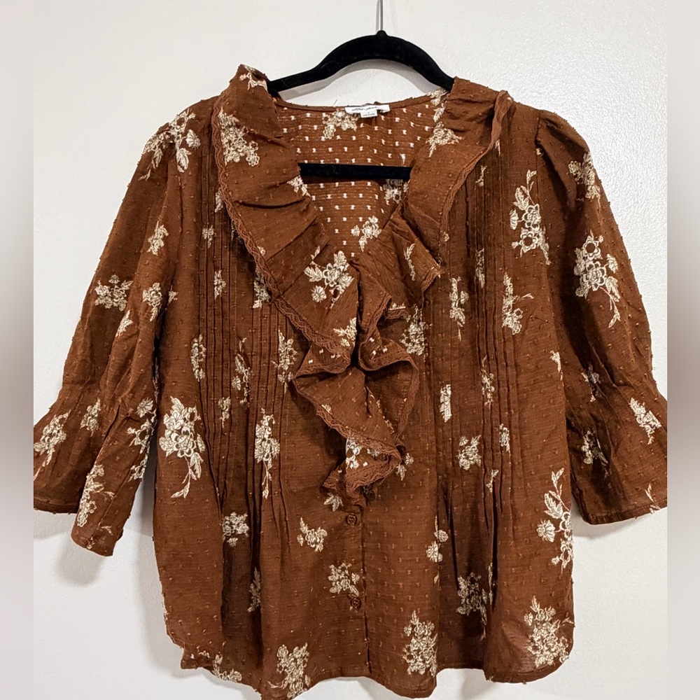 Anthropologie style Womens Brown Floral Ruffle Blouse S Cotton Swiss Dot Pintuck
